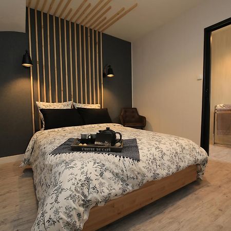 Le Nid Bord De La Loire Appartement Orléans Buitenkant foto