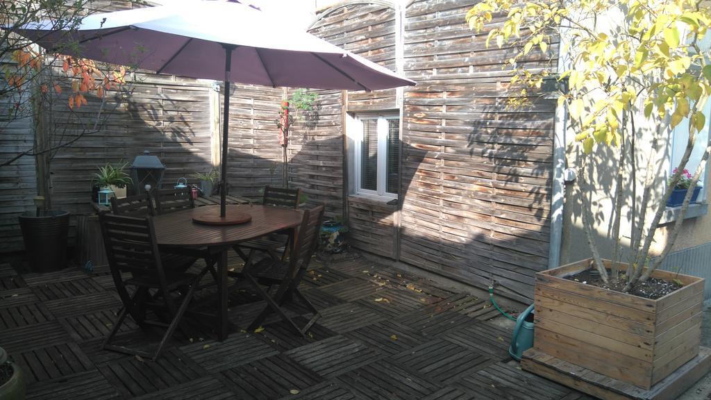 Le Nid Bord De La Loire Appartement Orléans Buitenkant foto